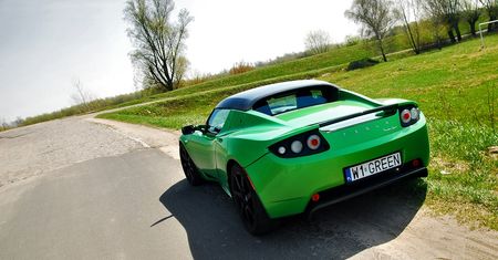 Następca Tesli Roadster dopiero w 2017 roku