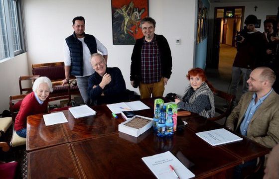 Anna Polony, Barbara Kraftówna i Piotr Adamczyk zagrają w spektaklu „Biesiada u hrabiny Kotłubaj”. Emisja w TVP1