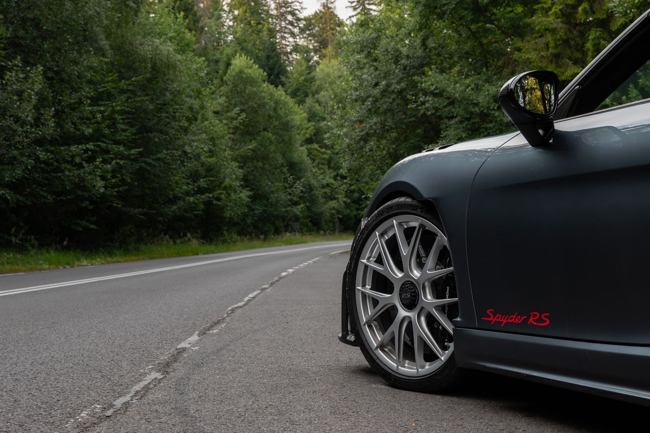 Porsche 718 Spyder RS