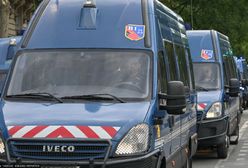 Osadzony wziął zakładników w więzieniu we Francji. Akcja służb zakończona