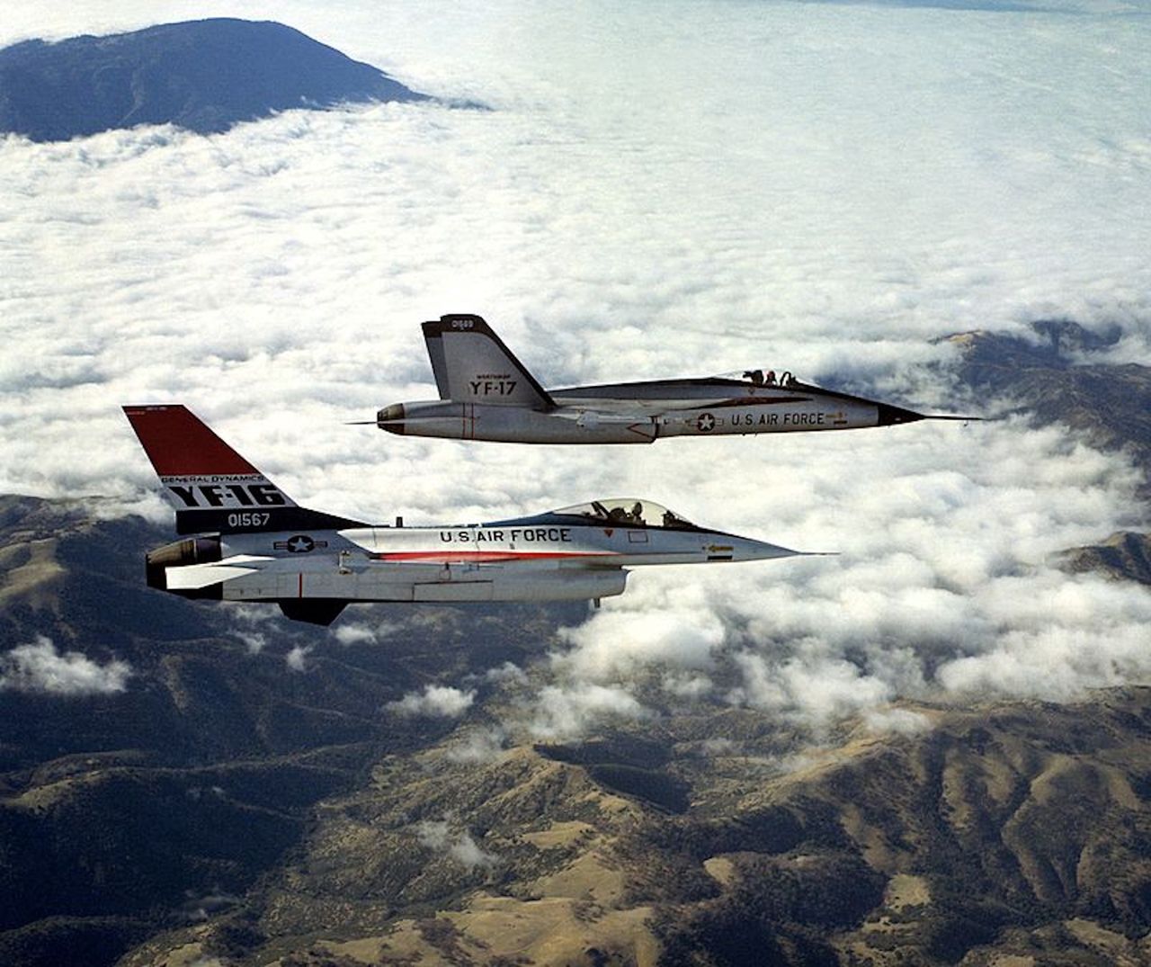 YF-17 (later F-18) and YF-16 (later F-16) - experimental designs competing for the order of a light fighter.