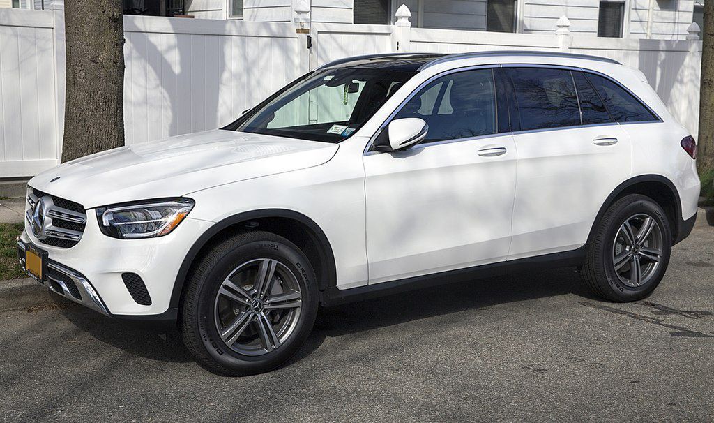 Mercedes GLC 300 4Matic z 2020 roku 