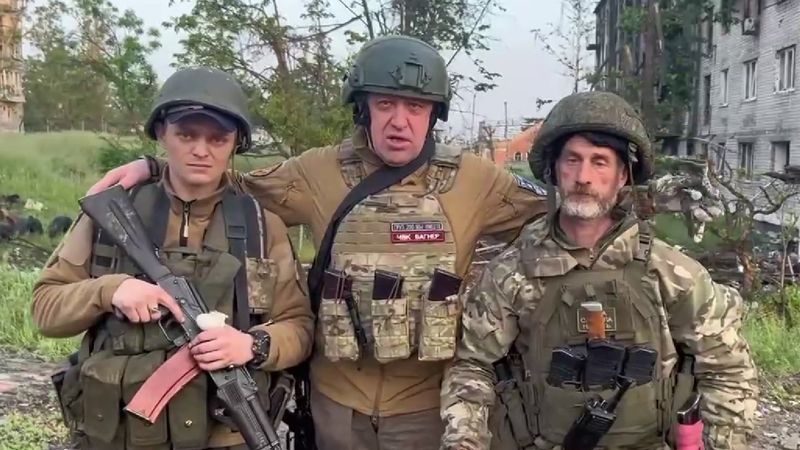 Jewgienij Prigożyn zaprezentował swoją "tajną broń" w Ukrainie i zakpił z armii rosyjskiej