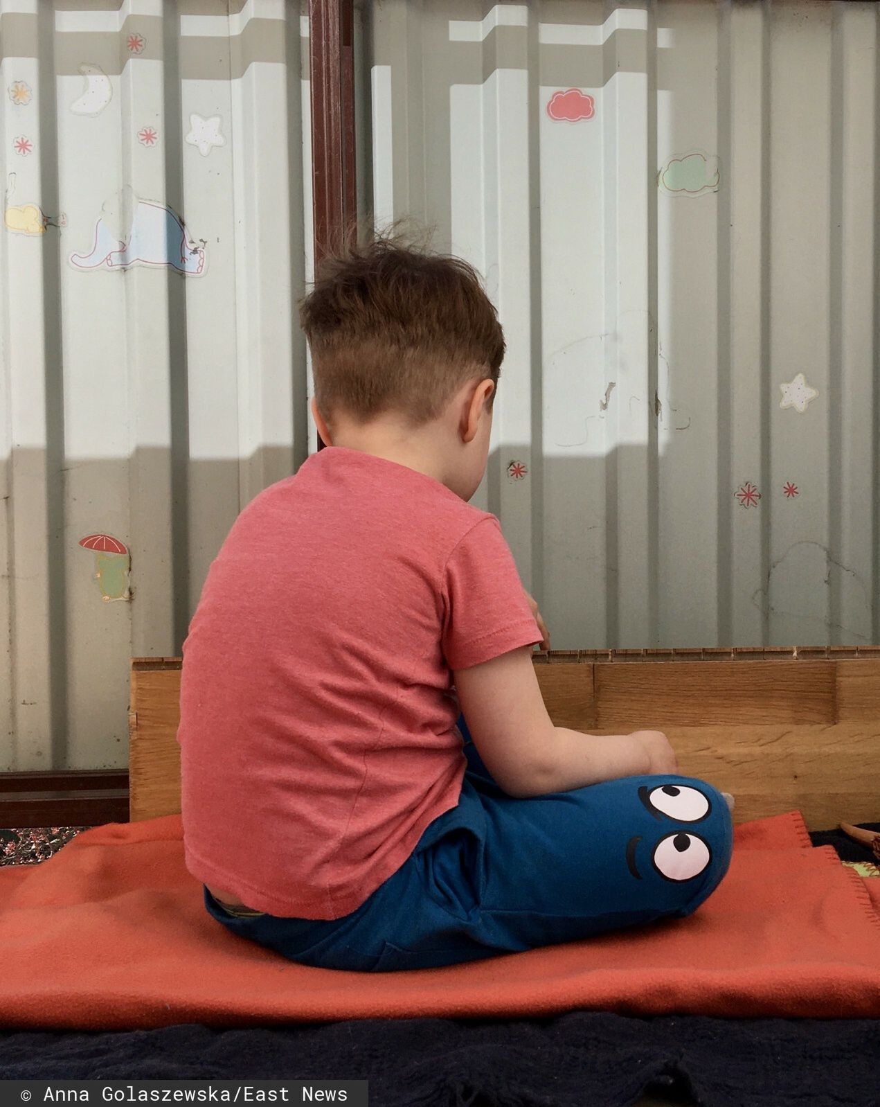 Spanish police rescue children after years of parental confinement