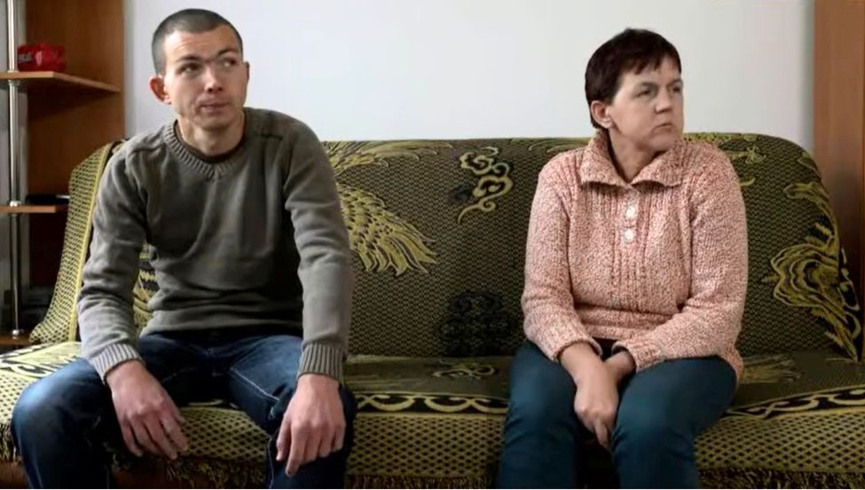 Dlatego zerwali kontakt. Szokujące wieści o mamie Jarusia z "Chłopaków"