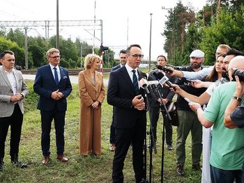 Jest decyzja ministra Klimczaka: Będzie wiadukt na Hetmańskiej i tunel na Malowniczej. Na Henrykowskiej powstanie z kolei kładka nad torami