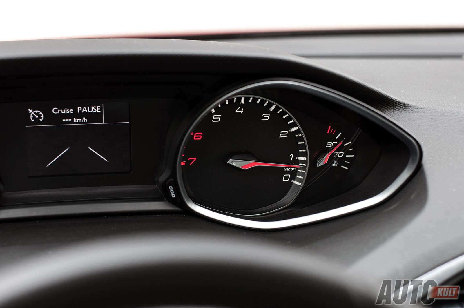 Peugeot 308 1,6 THP Allure - test [galeria] 25