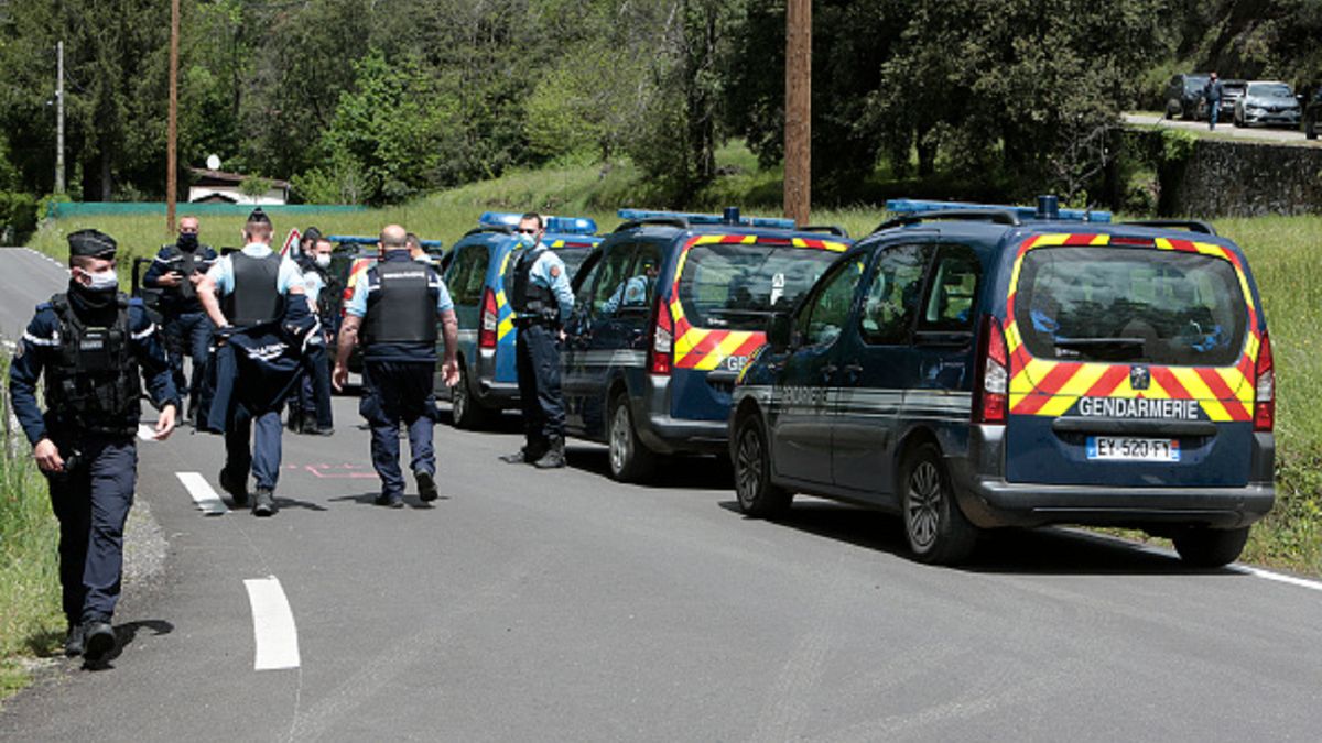 Napastnik został zastrzelony.