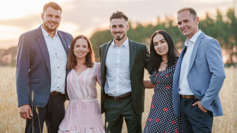 Szykują się ZARĘCZYNY w finałowym odcinku "Rolnik szuka żony"?! Fani snują domysły: "Ewidentnie z tej mąki BĘDZIE CHLEB"