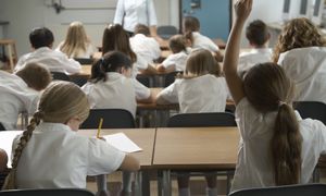 Zmieniają szkolny kanon. Rap i black metal zamiast noblistów