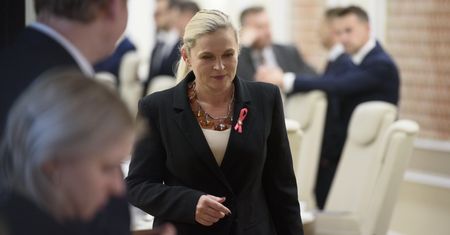 Godziny czarnkowe na celowniku. MEN sprawdzi efektywność
