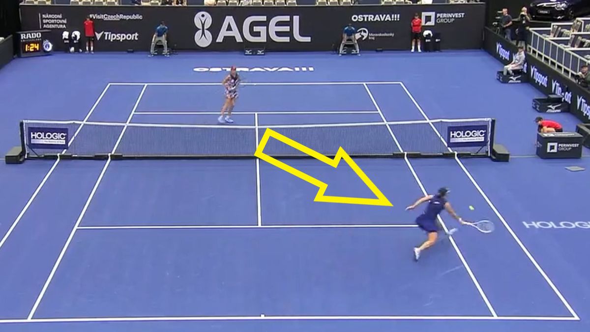 Twitter / WTA / Na zdjęciu: zagranie Igi Świątek