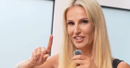 Dominika Tajner pokazała się BEZ DOCZEPÓW. Różnica jest spora... (FOTO)