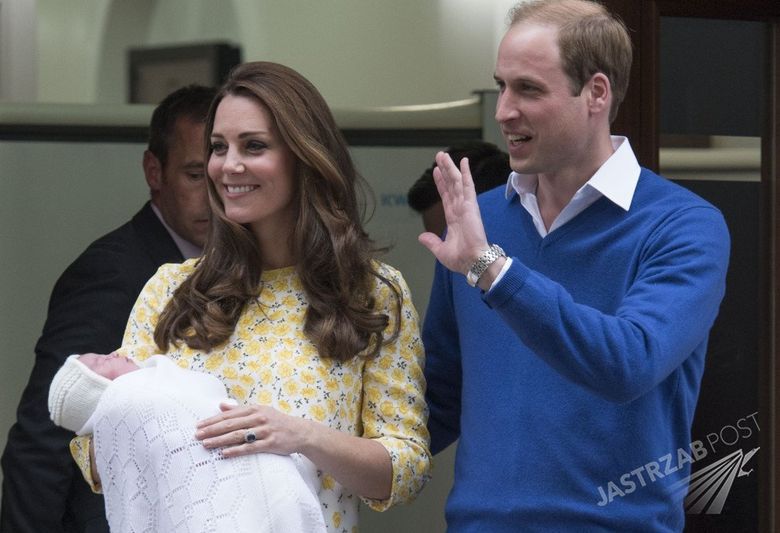 Royal Baby 2 - Kate i William pokazali światu nowo narodzoną księżniczkę [wideo]