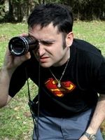 Reżyser filmu "Niemożliwe" spotyka potwora