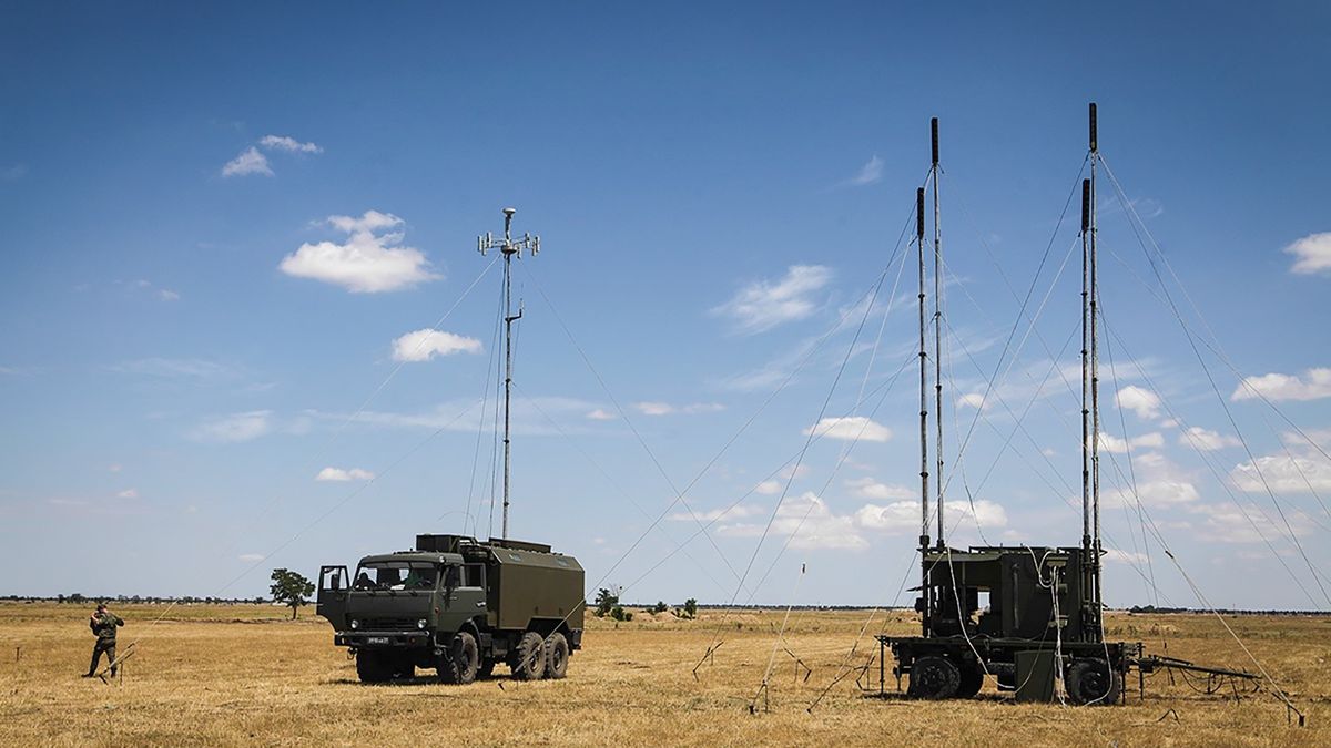 Stacja zagłuszająca R-330ZH "Żitiel" - źródło ukraińskich problemów w walce (Mil.ru)