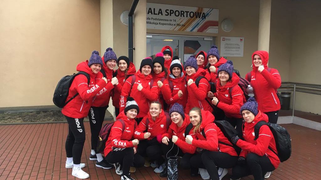 WP SportoweFakty / Krzysztof Kempski / Na zdjęciu: reprezentacja Polski juniorek młodszych 