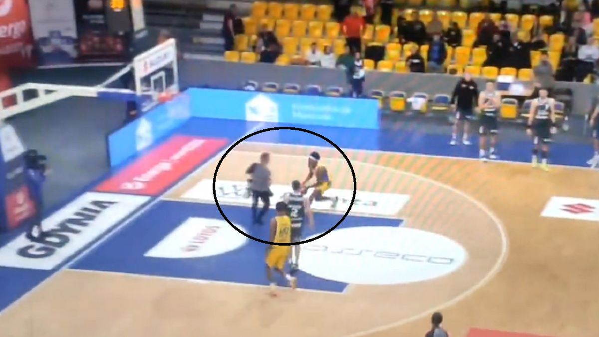 Twitter / Durkham i fotograf Asseco Arki