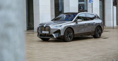 Pierwsza jazda: BMW iX M60 – jeszcze szybciej, jeszcze wygodniej