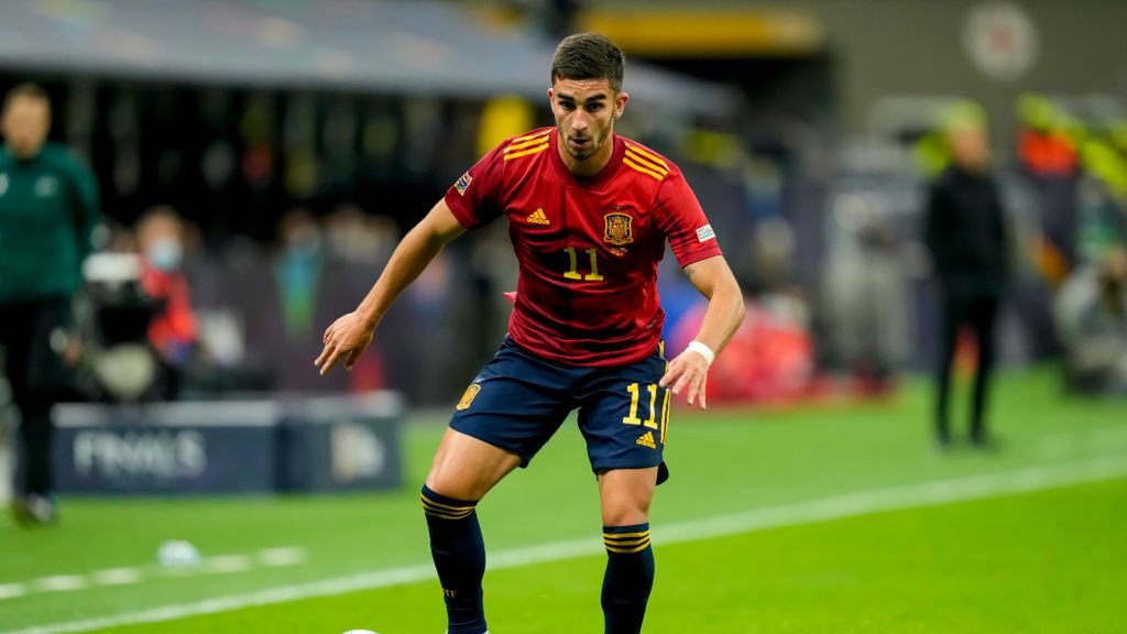 Getty Images / Alex Gottschalk/DeFodi Images  / Na zdjęciu: Ferran Torres