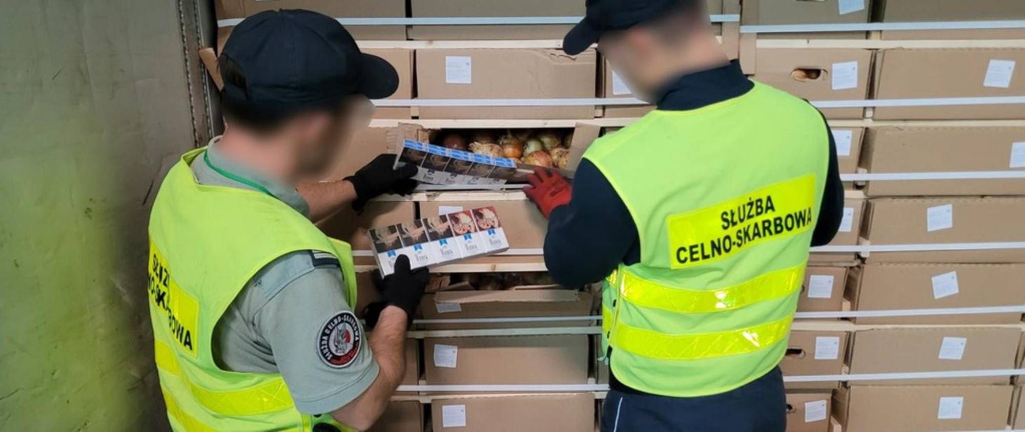 Przemyt papierosów w cebuli