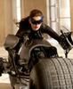 ''Mroczny Rycerz powstaje'': Anne Hathaway polubiła Kobietę-Kota