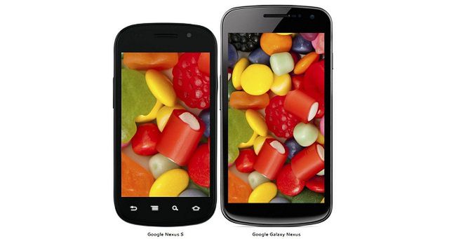 Google Nexus S i Galaxy Nexus | fot. phone-size.com