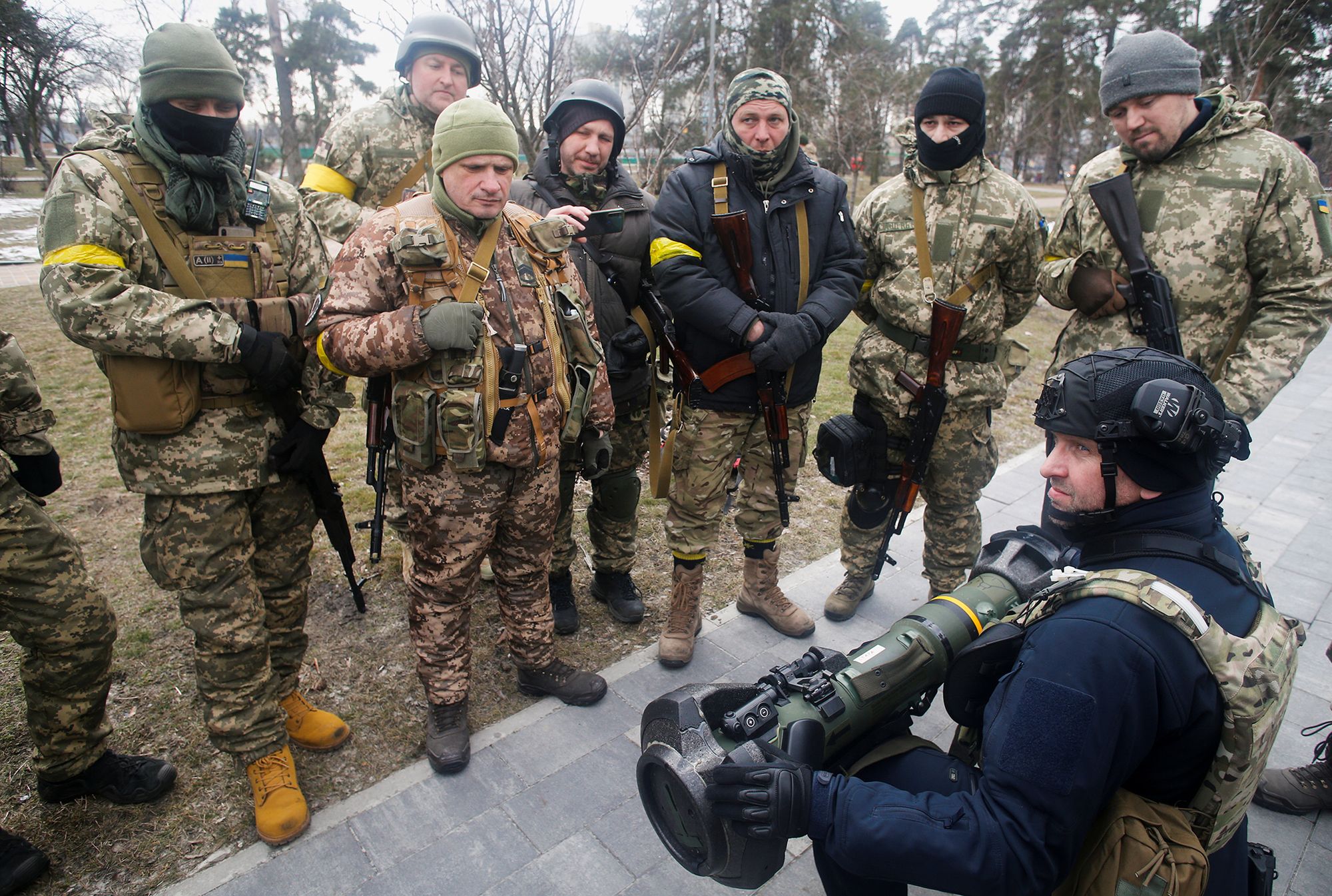 Wojna w Ukrainie. Nowi członkowie WOT-u szkolą się w korzystaniu z ciężkiej broni 8