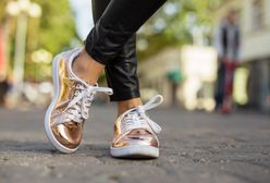 Noś złoto i srebro na stopach – sprawdź pięć ciekawych par butów