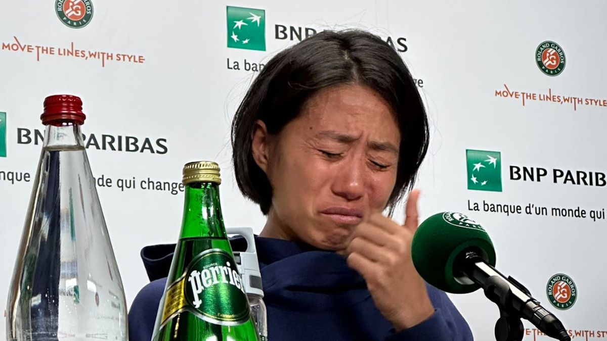 Zdjęcie okładkowe artykułu: Twitter / TT/Bendou Zhang / Shuai Zhang zalała się łzami po porażce w I rundzie French Open.
