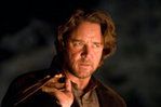 ''Nędznicy'': Russell Crowe jako inspektor Javert