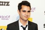 ''Not Safe for Work'': Max Minghella uwięziony w biurze