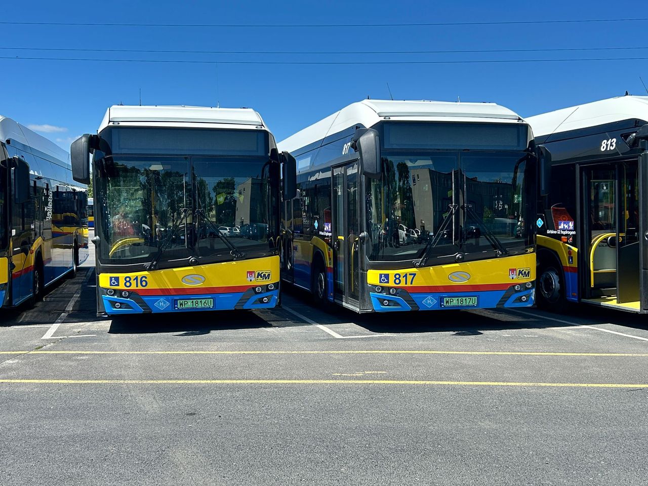 18 autobusów wodorowych dla Płocka. Pierwszy pojazd już na trasie