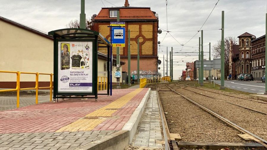 Bytom. Zmodernizowany został m.in. przystanek tramwajowy przy ul. Świętochłowickiej.