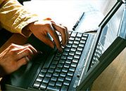 Trybunał UE: państwo ma prawo zakazać gier losowych w internecie