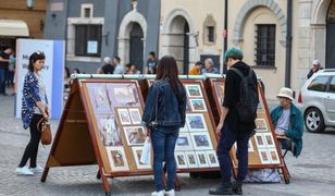 Warszawa. Pandemia mocno uderzyła w stołeczną turystykę. Odnotowano straty