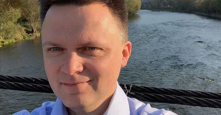 Pokazał zdjęcia domu. Zawartość półek onieśmiela