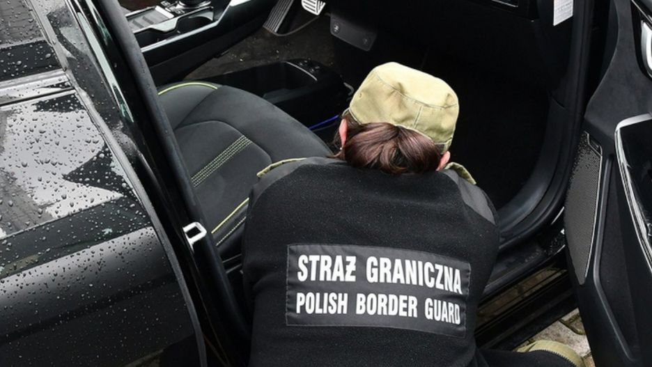 Na granicy zatrzymano kradzione auta.
