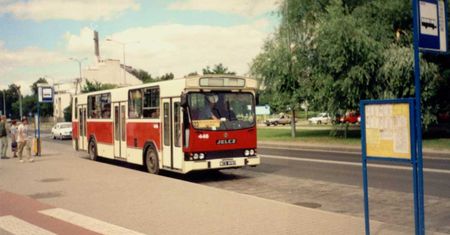 Królowały na ulicach PRL. Czy rozpoznasz wszystkie pojazdy?