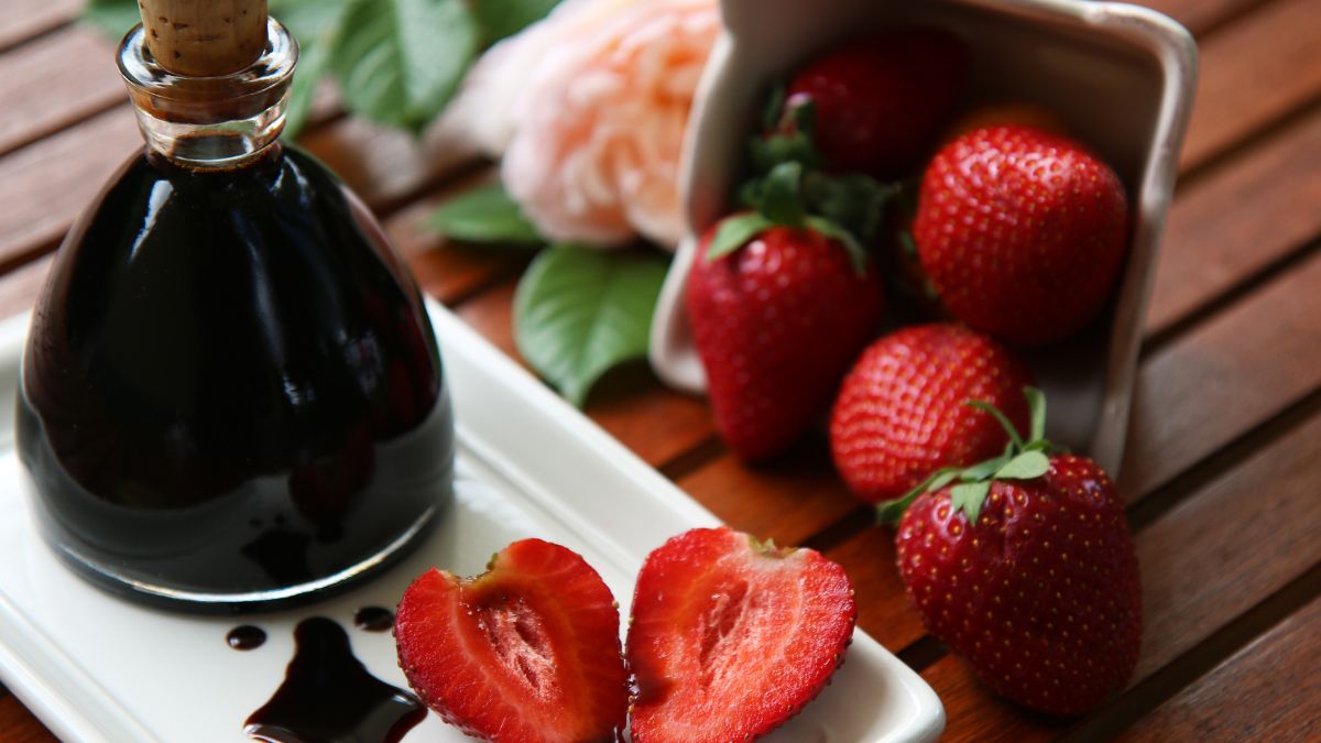 Truskawki i ocet to dobre połączenie