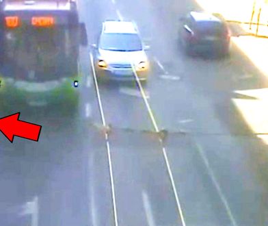 Wepchnął mężczyznę pod koła trolejbusa. Koszmarne nagranie z Lublina