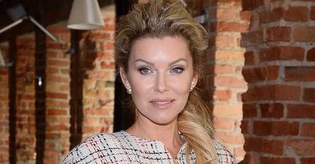 Żony Hollywood: Kinga Korta w tweedowej sukni własnego projektu na spotkaniu z fanami [zdjęcia]