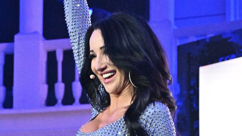 Justyna Steczkowska pozuje w kostiumach kąpielowych