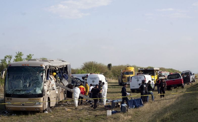 Wypadek autobusu w Meksyku. Maszyna zderzyła się z ciężarówką