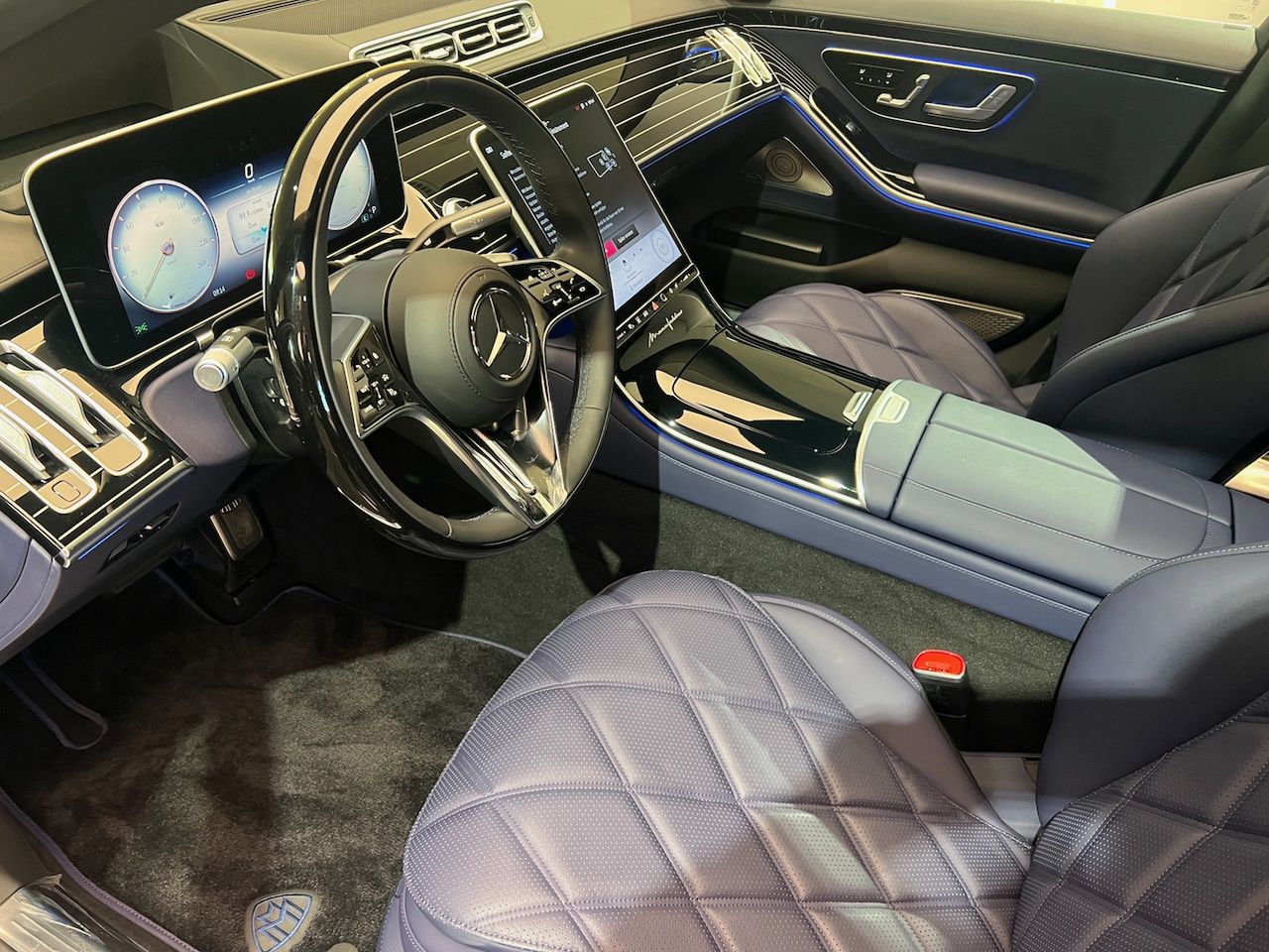 Przykład personalizacji Maybacha S680 ze studia Manufaktur