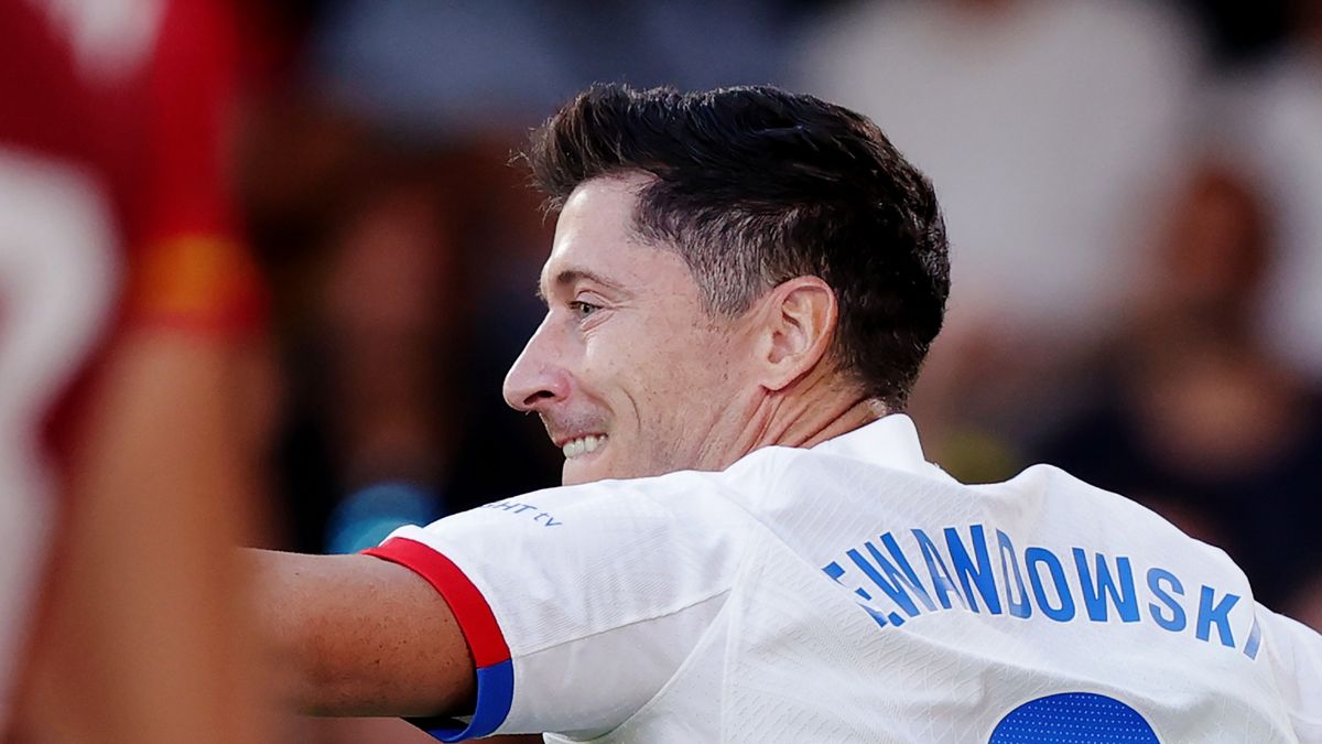 Getty Images / Soccrates Images / Robert Lewandowski po golu wbitym Villarrealowi