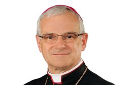 Lekcje religii solą w oku? Biskup Marek Mendyk poucza rodziców i zachęca do interwencji