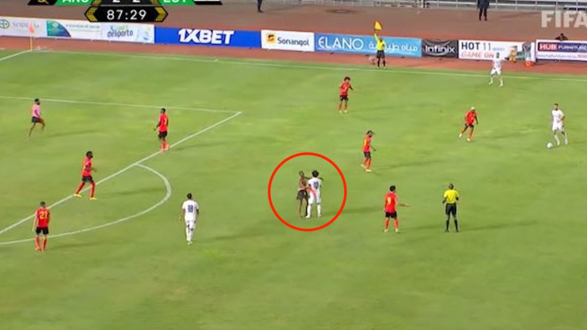 Kibice przerwali mecz Angola - Egipt 