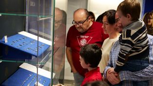 Stalowa Wola: Wystawa "Monety. Milczący świadkowie historii" otwarta w Muzeum Centralnego Okręgu Przemysłowego