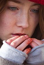 ''Byzantium'': Saoirse Ronan ma ręce splamione krwią [foto]